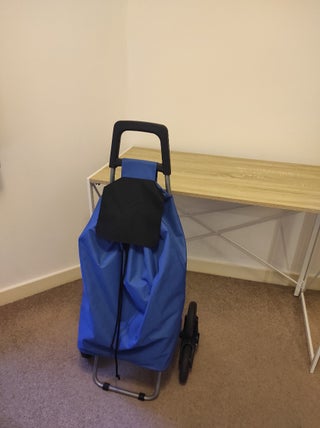 Bonito carrito de la compra en £15 😀