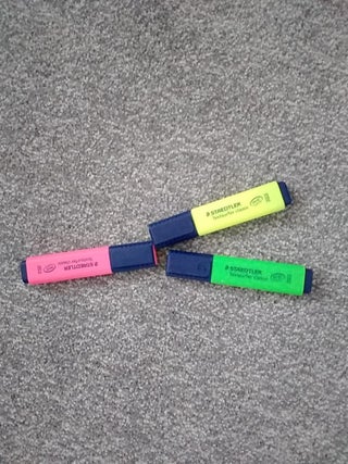 highlighter pen
