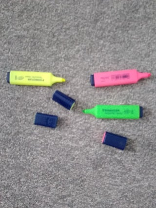 highlighter pen
