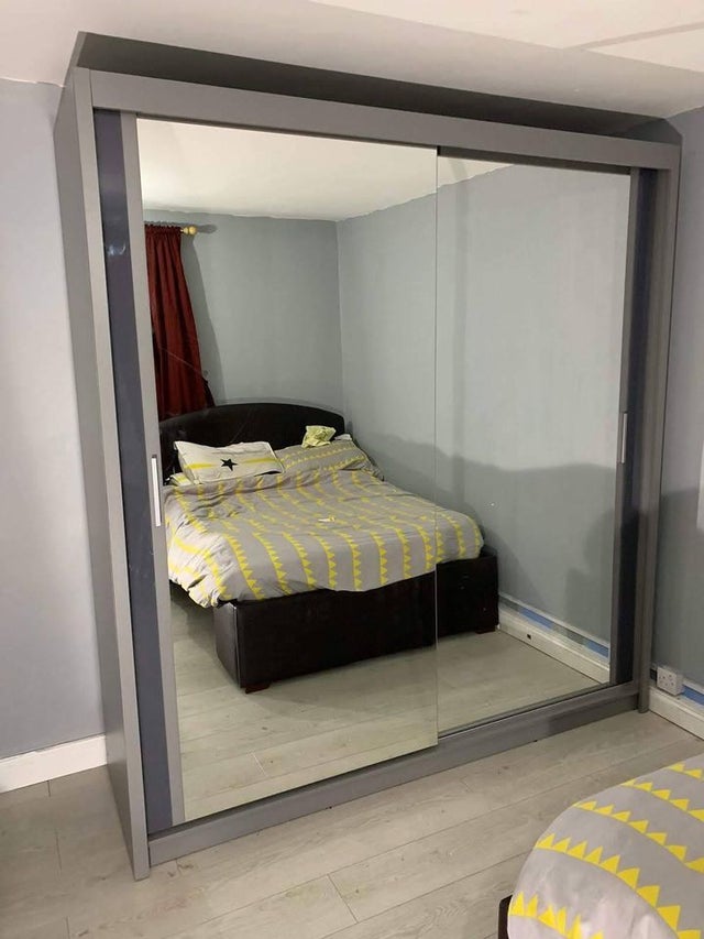 2m Chicago Sliding Mirror Door Wardrobe, C.O.D