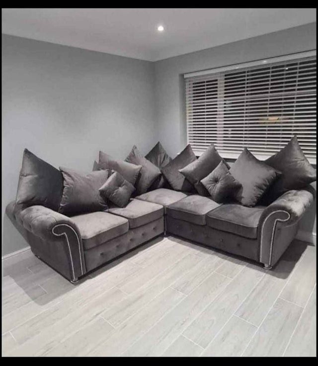 Cheap Prices! Brand New ASHWIN Grey Velvet Sofa