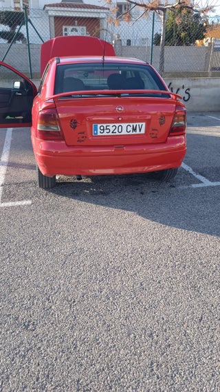Opel Astra 2003