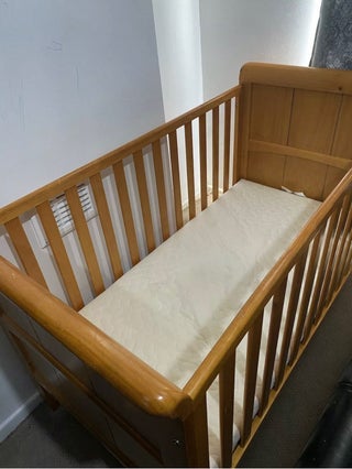 Babies R Us Tuscany 3 In 1 Cot Bed &amp; Mattress.