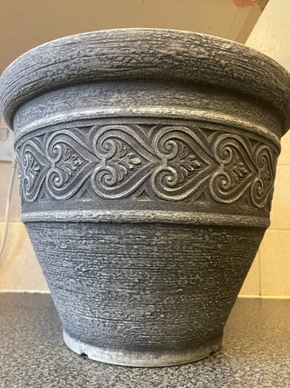 Hearted Washed Granite planter 40cm