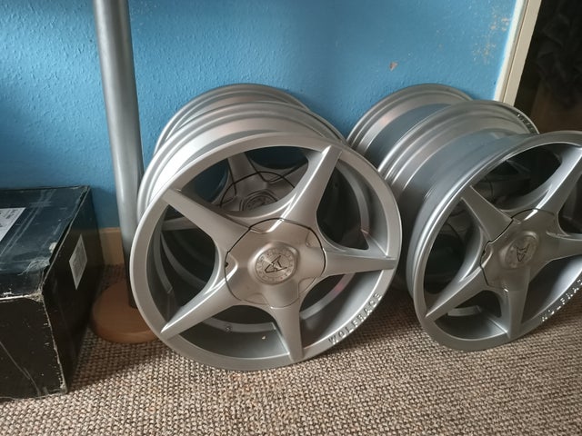 set of 4 15" alloys