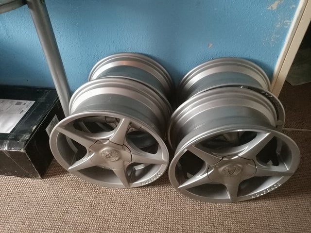 set of 4 15" alloys