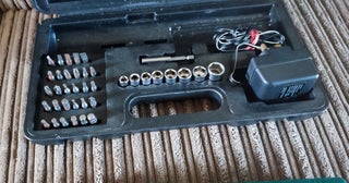 Blackspur Cordless Screwdriver Kit