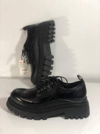 ZAPATO PLANO SUELA TRACK