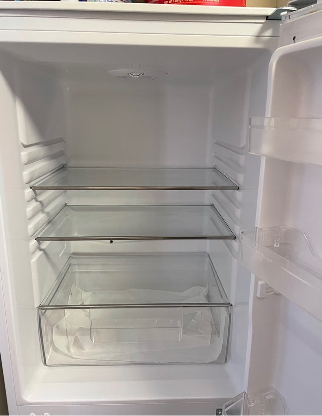 Fridge &amp; Freezer