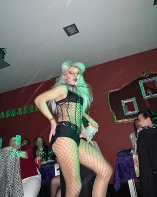 Drag queen for events or pubs &amp; bars