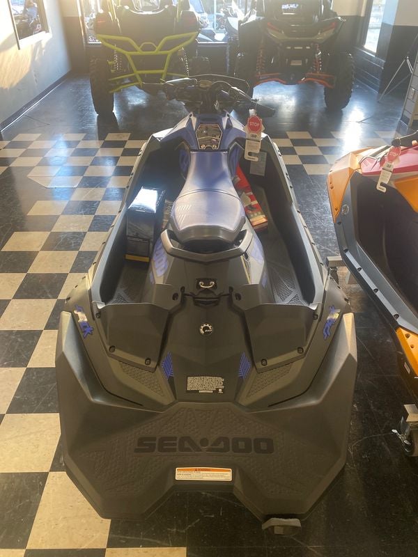 Jet ski