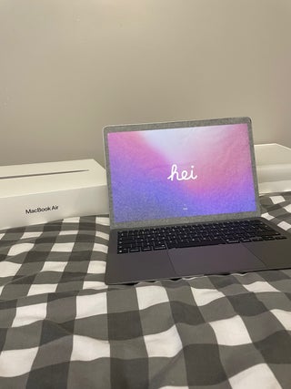 Apple MacBook 13" 2020