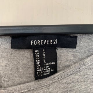 Forever 21 Grey Crop Top Size S