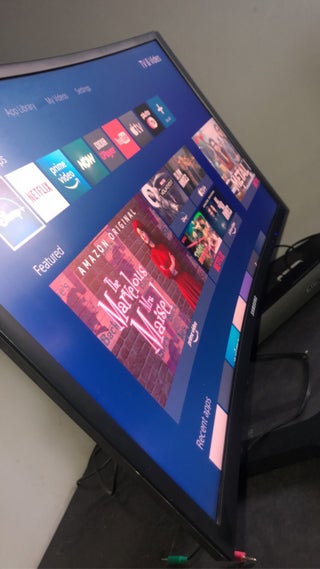 Curved gaming monitor 144hz