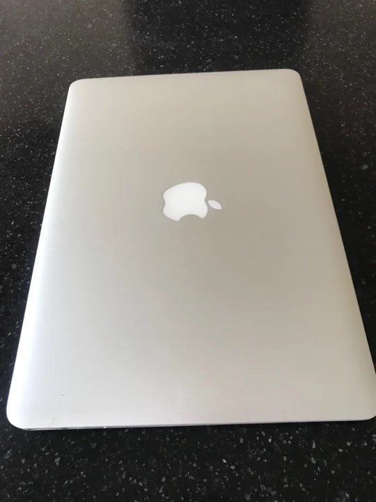 MacBook Air 13-inch (2014)