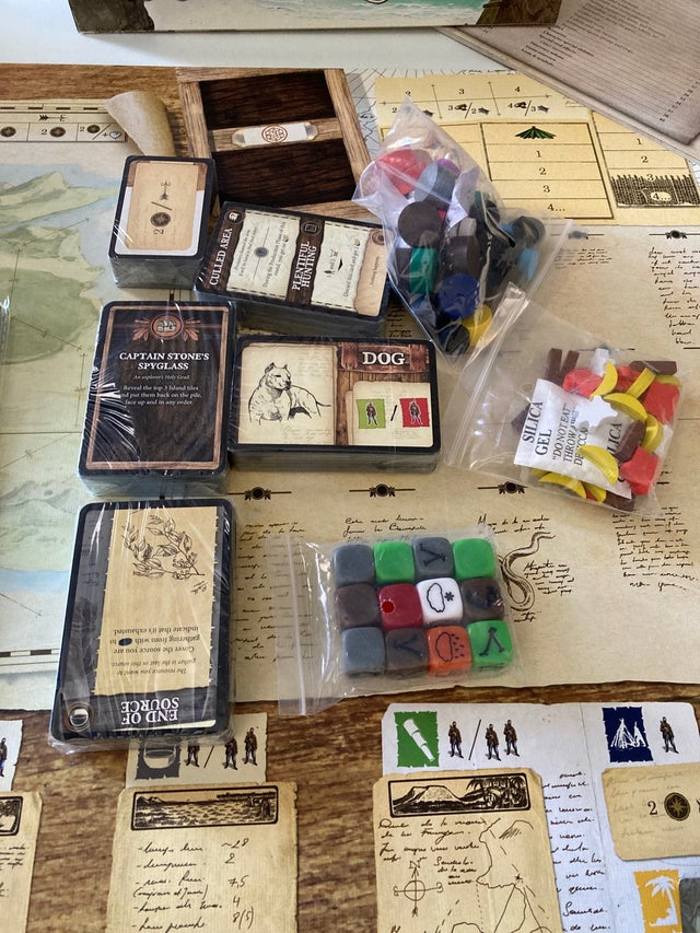 Robinson Crusoe Board Game