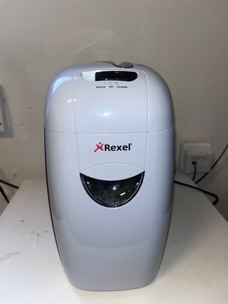 Rexel Style Confetti Cut Shredder