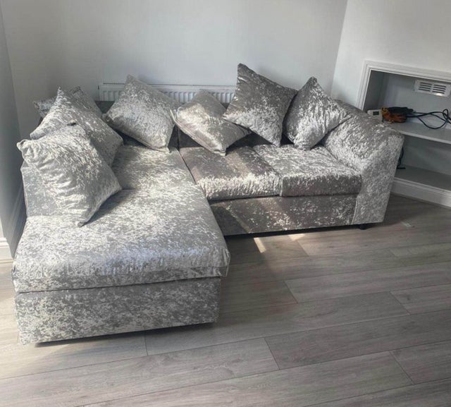 🌟🌟Brand new dylon sofa Available In Different co