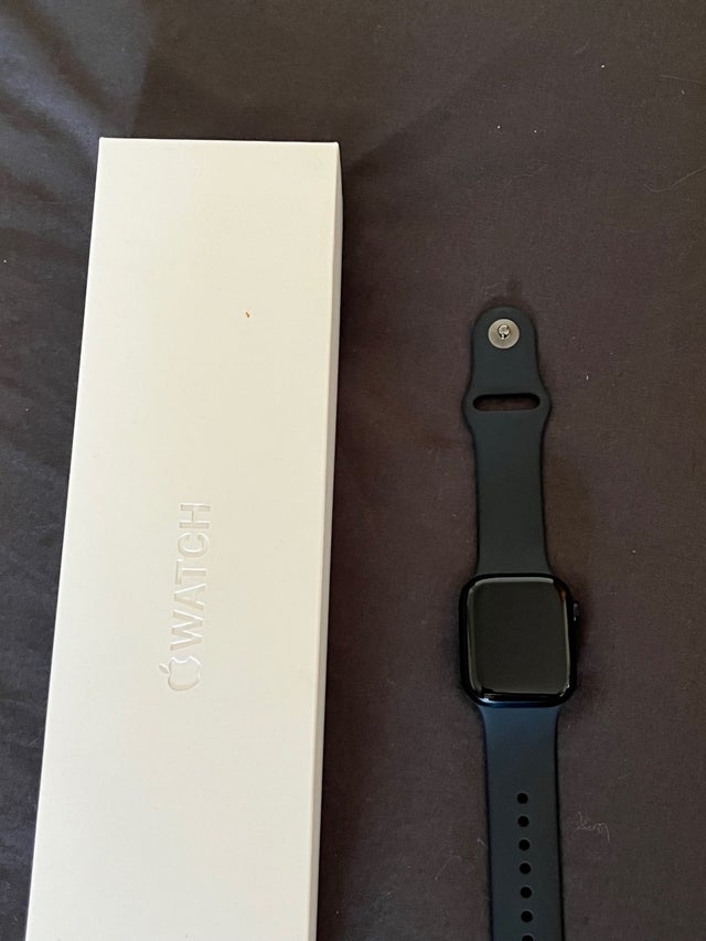 Apple watch series 7 GPS + Cellular