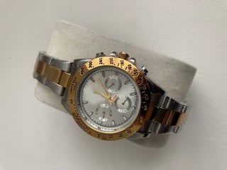 Ladies luxury watch
