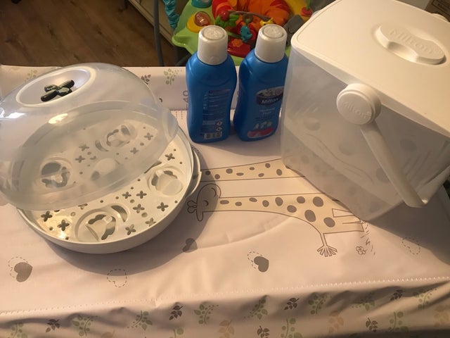 Baby bath with changing unit