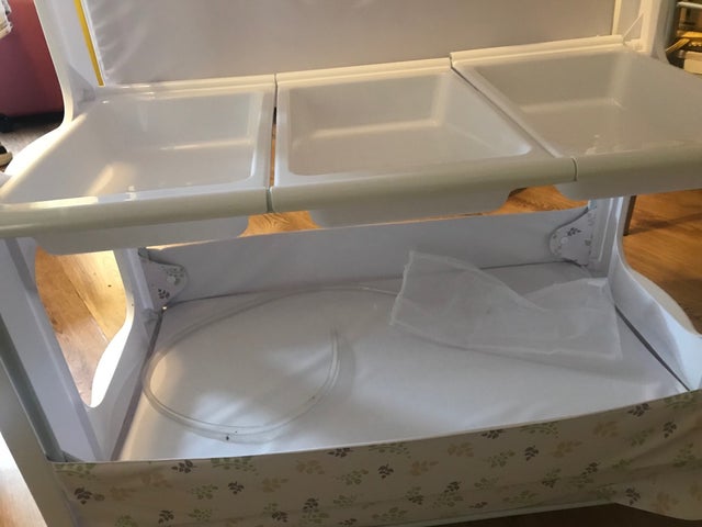 Baby bath with changing unit