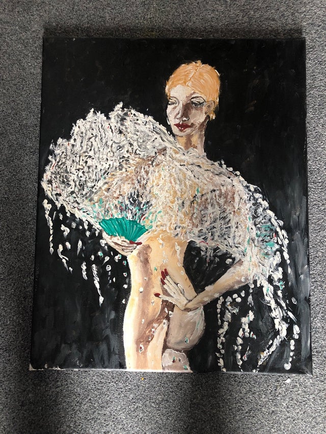 Women with water fan