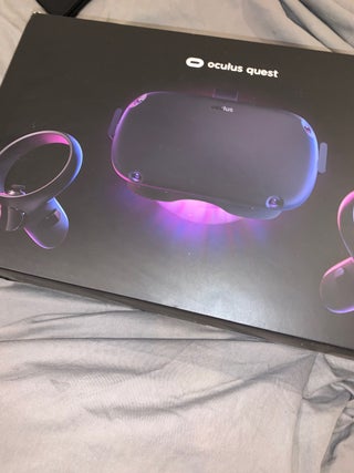 Oculus Quest VR headset 64GB