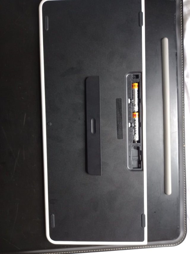 Teclado Bluetooth Logitech K780 £40