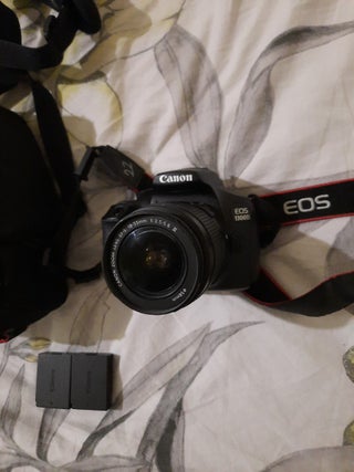CANON 1300D