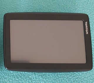 GPS TOMTOM Z1230, with protective cover and cable