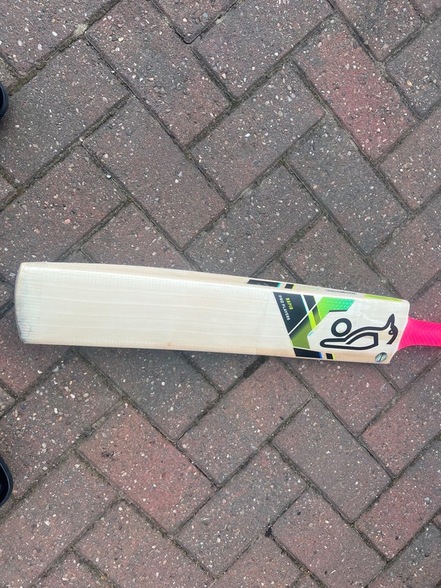 Kookaburra Cricket Bat