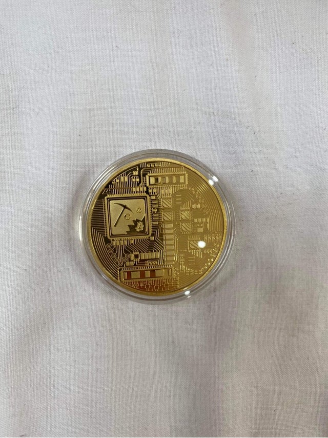24k Gold Plated Bitcoin in Luxurious Box