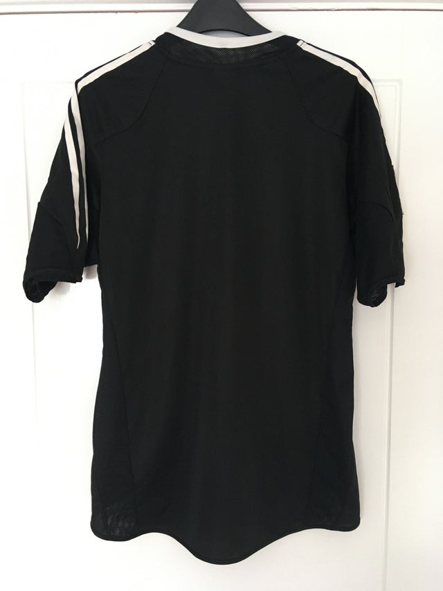 Real Madrid 2004/05 Football Shirt kit