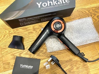 Ionic Hair Dyer (Retails for £ 45.99)