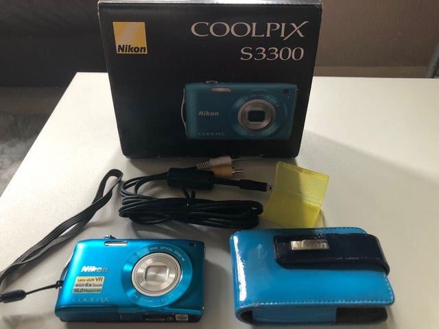 Nikon Coolpix S3300