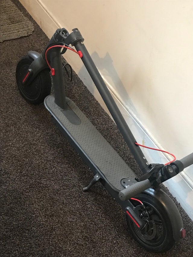 Electric scooter