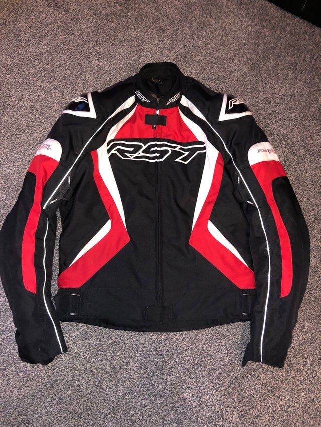 RST jacket