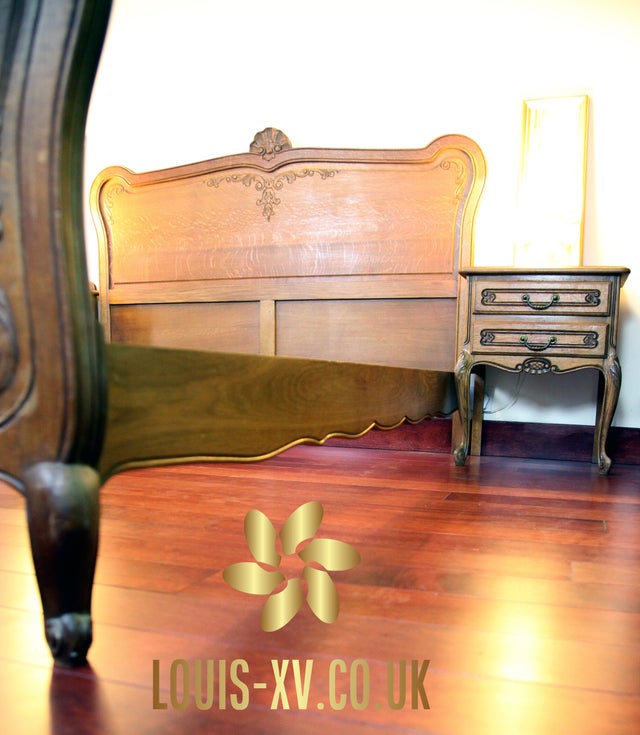 BEAUTIFUL LOUIS XV ANTIQUE FRENCH KING BED