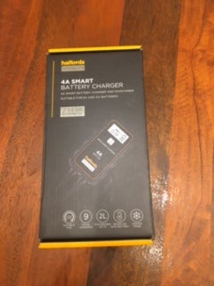 I am selling a 4A Smart car battery charger