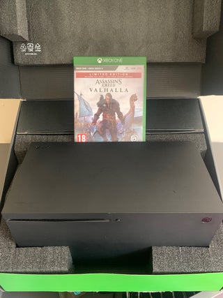 Xbox / Series X 1TB SSD/ disc reader