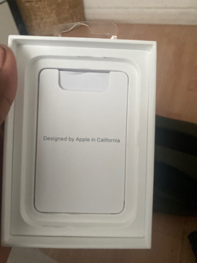 Apple iPhone MagSafe battery pack