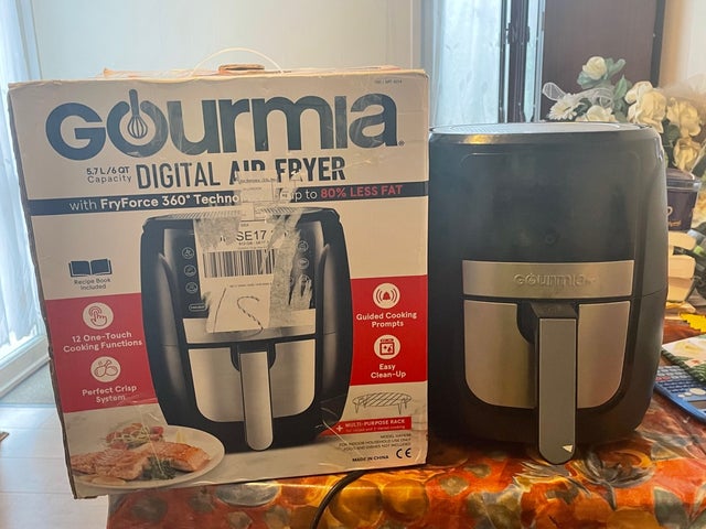 Gourmia 5.6L digital air fryer