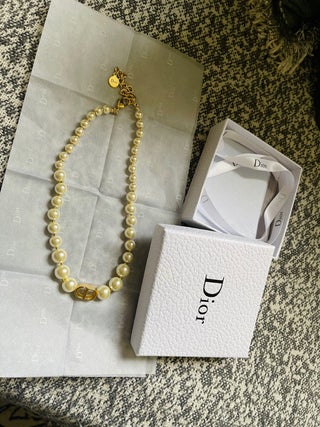 Dior choker
